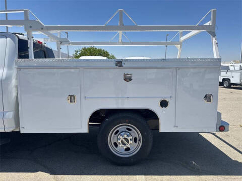 2025 Ford F-350 Super Duty XL