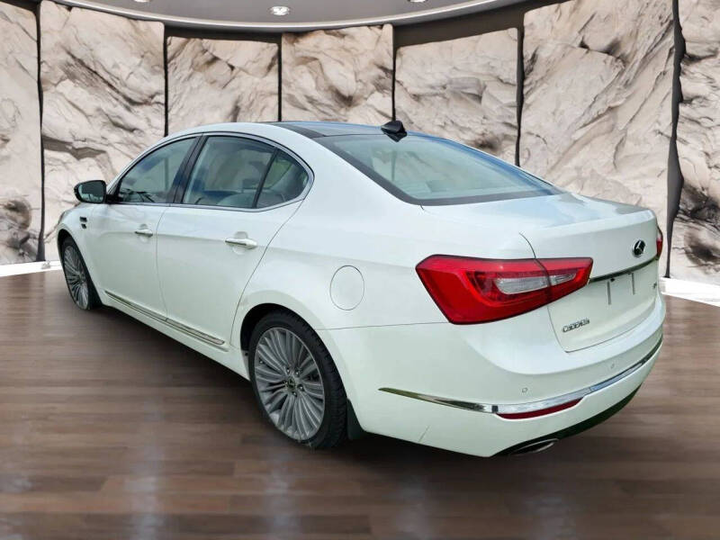 2015 Kia Cadenza Limited