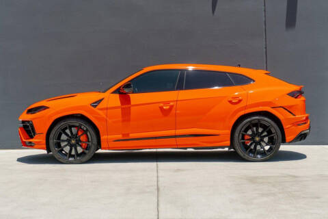 2023 Lamborghini Urus S