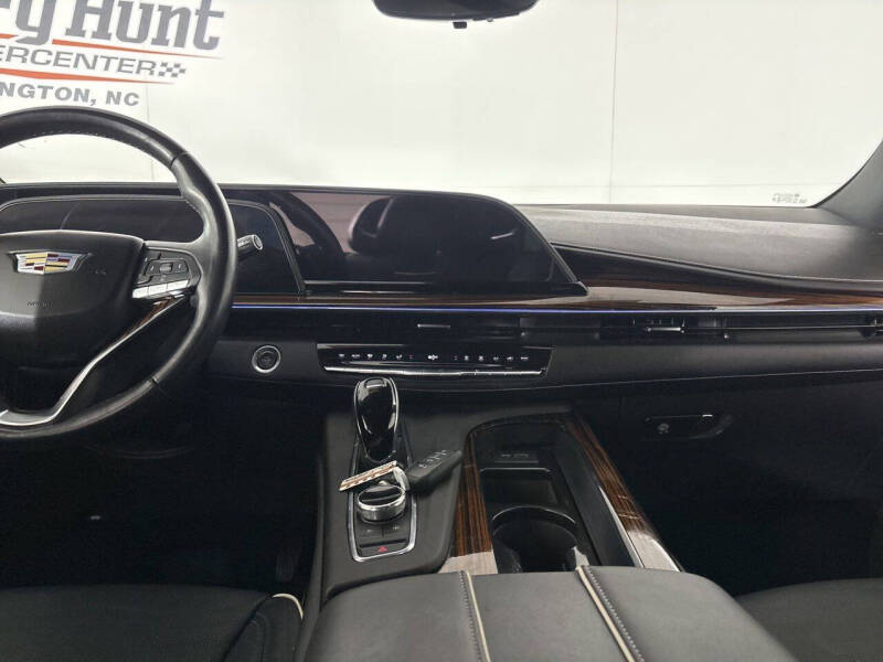 2022 Cadillac Escalade Premium Luxury