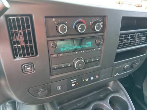 2019 Chevrolet Express 2500