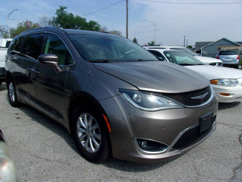 2018 Chrysler Pacifica Touring L
