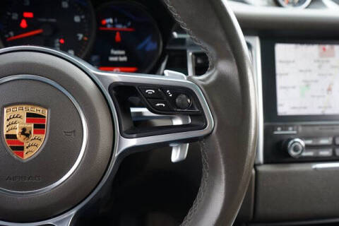 2017 Porsche Macan