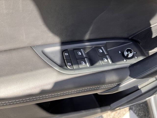 2022 Audi Q5 quattro S line Prem Plus 45 TFSI