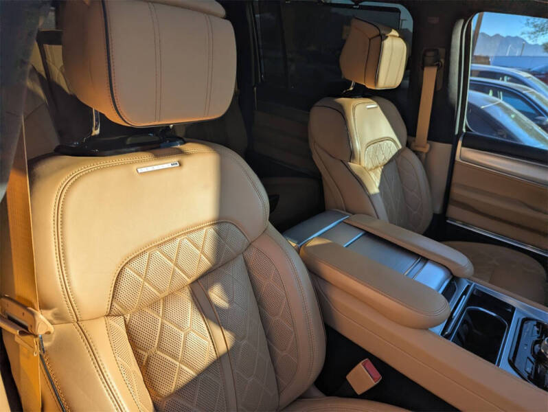 2023 Jeep Grand Wagoneer Series III