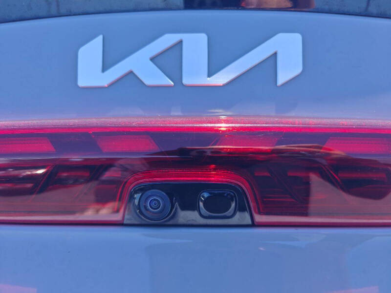 2023 Kia K5