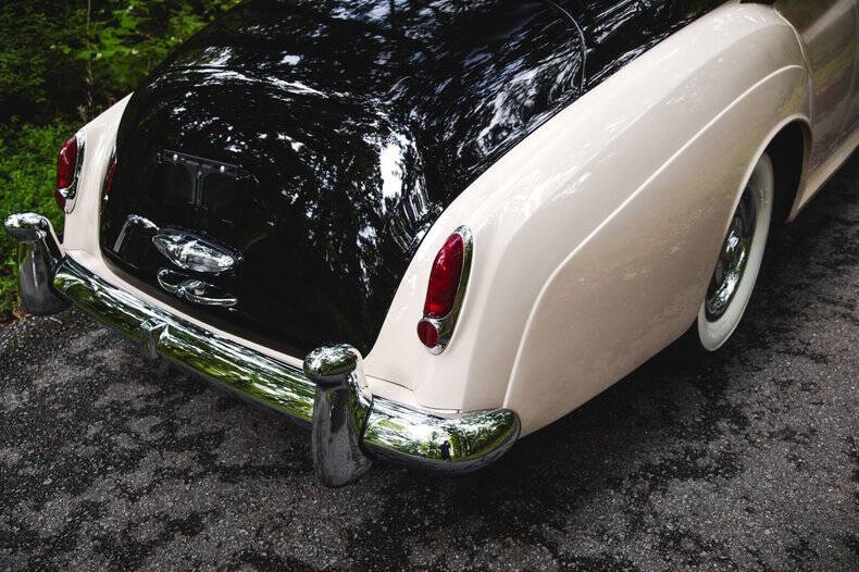 1961 Rolls-Royce SILVER CLOUD LWB