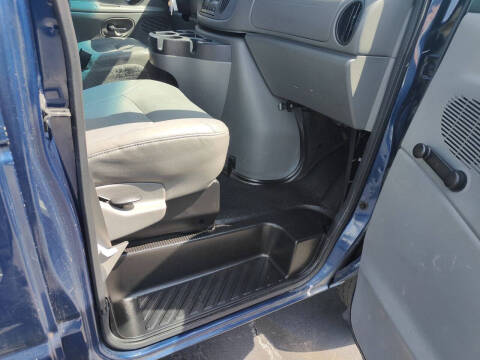 2008 Ford E-Series E-150