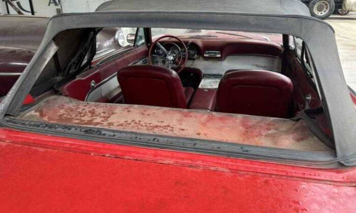 1962 Ford Thunderbird