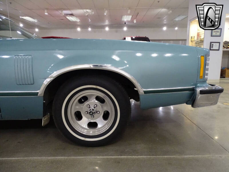 1977 Ford Thunderbird