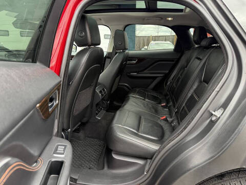 2017 Jaguar F-PACE 35t Prestige