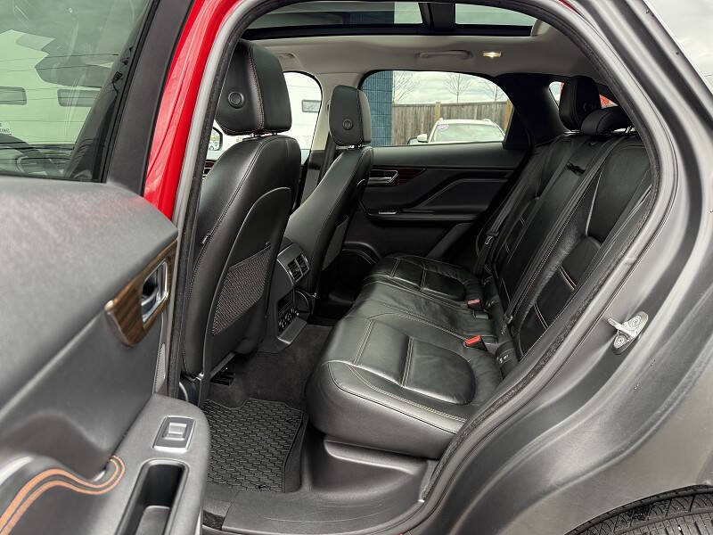 2017 Jaguar F-PACE 35t Prestige