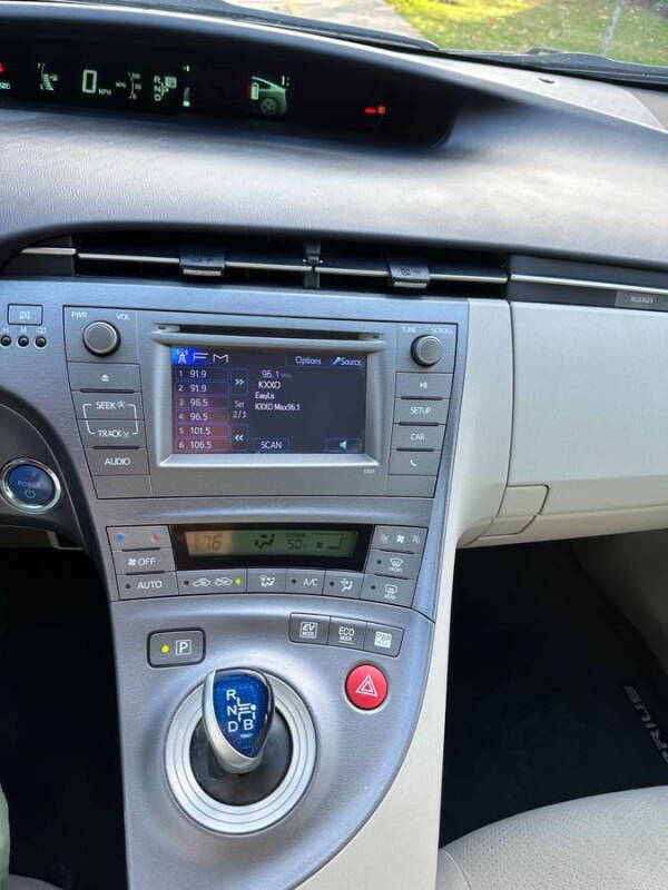 2014 Toyota Prius One