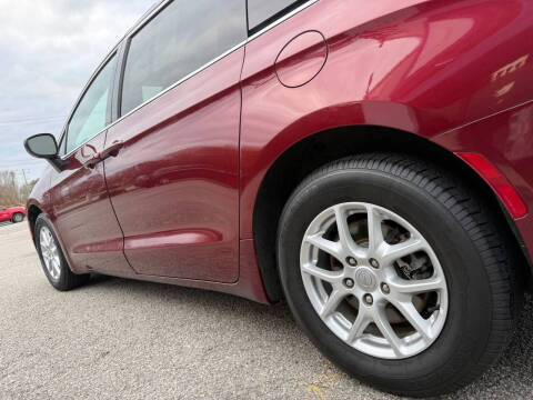 2020 Chrysler Voyager LXi