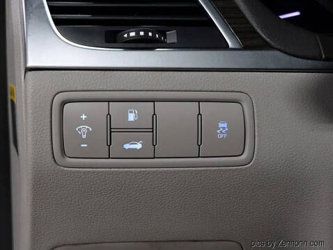 2015 Hyundai Genesis