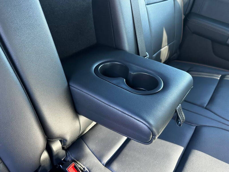 2025 Ford F-350 Super Duty Lariat