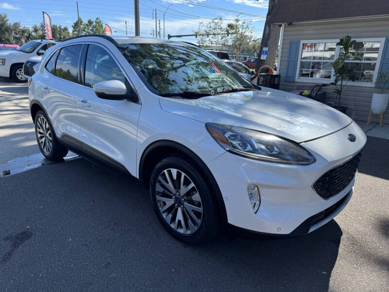 2020 Ford Escape Titanium