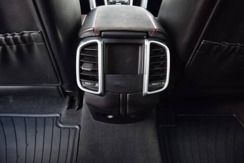 2017 Porsche Cayenne GTS