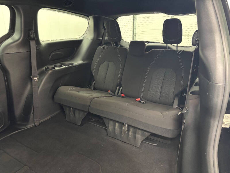 2022 Chrysler Pacifica Touring