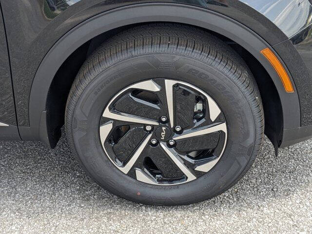 2024 Kia Sportage Hybrid LX