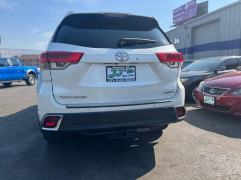 2017 Toyota Highlander