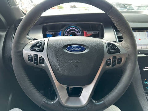 2017 Ford Taurus SHO