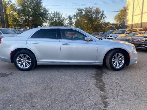 2019 Chrysler 300 Touring L