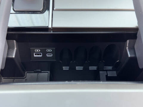 2025 Toyota Sequoia SR5