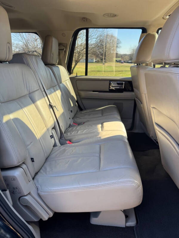 2016 Lincoln Navigator Select