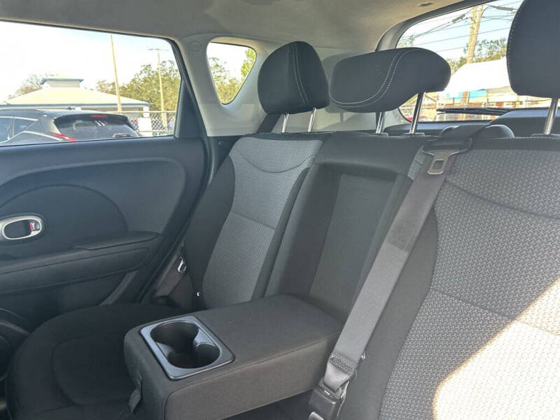 2019 Kia Soul +