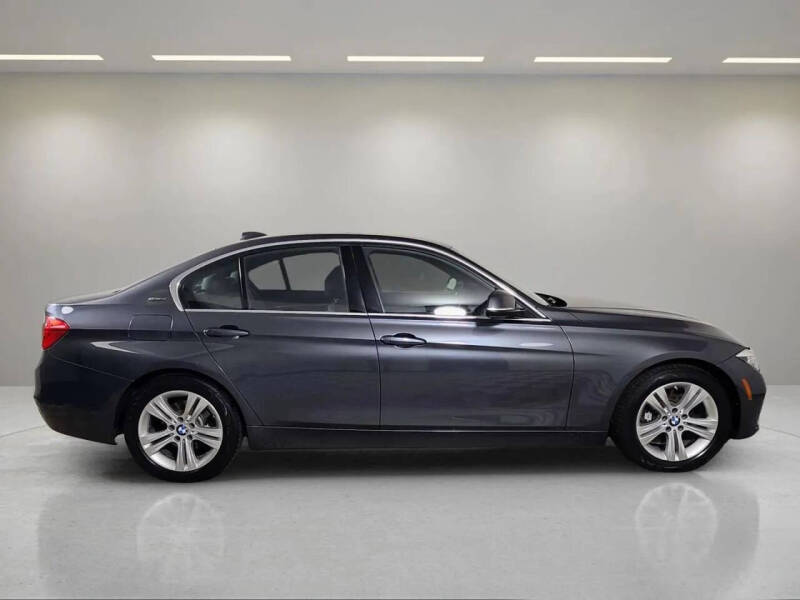 2016 BMW 3 Series 330e