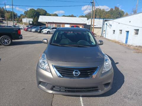 2013 Nissan Versa for sale at Auto Villa in Danville VA