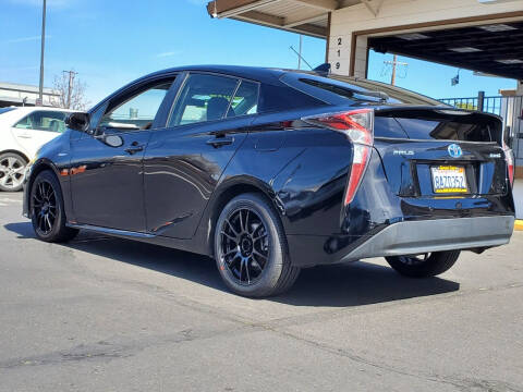 2017 Toyota Prius Two