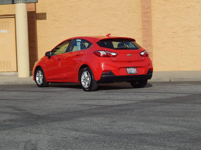 2017 Chevrolet Cruze LT Auto