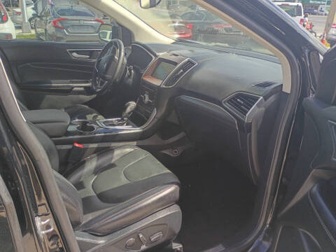2017 Ford Edge Titanium