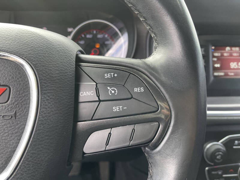 2015 Dodge Charger SE