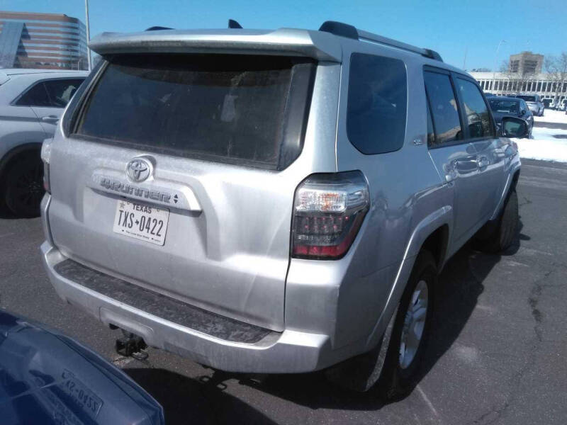 2024 Toyota 4Runner SR5