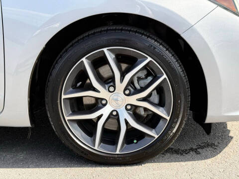 2019 Acura ILX w/Tech