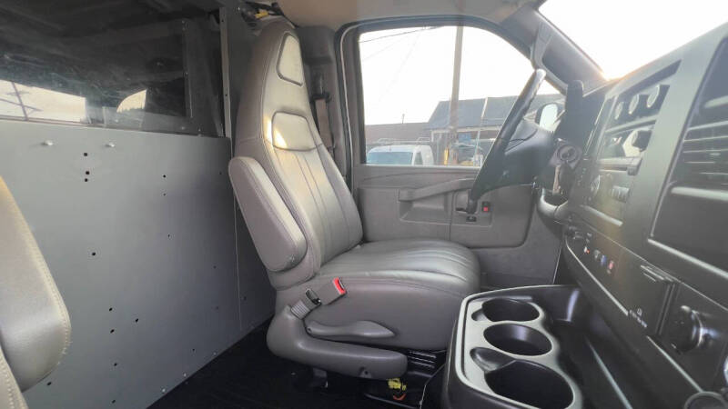 2021 Chevrolet Express 2500