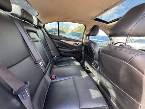 2021 Infiniti Q50 Luxe