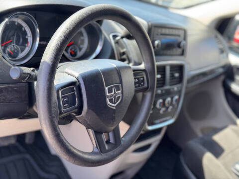 2013 Dodge Grand Caravan SE