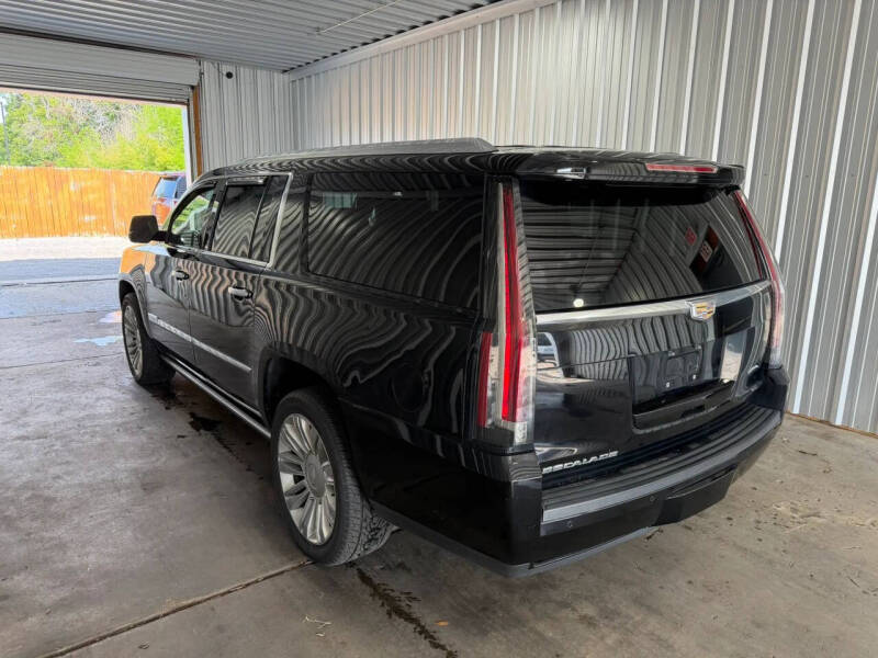 2016 Cadillac Escalade ESV Platinum
