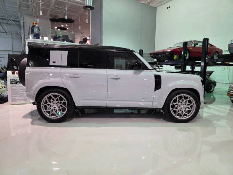 2024 Land Rover Defender 110 V8 P525