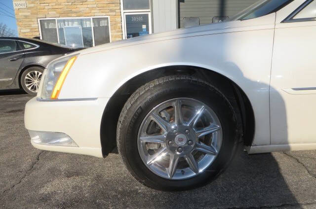 2010 Cadillac DTS Luxury Collection