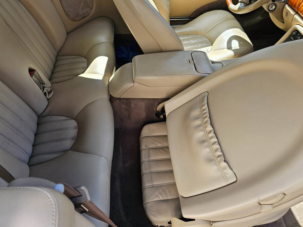 1998 Jaguar XK-Series 125