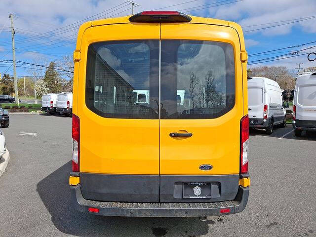 2022 Ford Transit