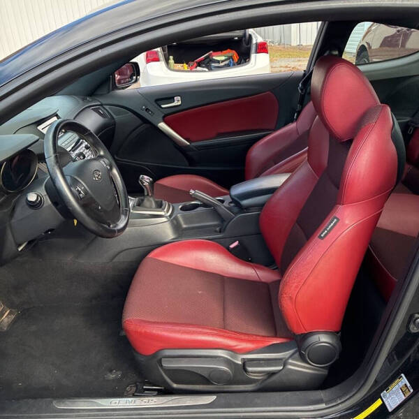 2013 Hyundai Genesis Coupe 3.8 R-Spec