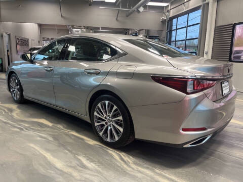 2021 Lexus ES 350