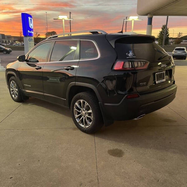 2021 Jeep Cherokee Latitude Lux