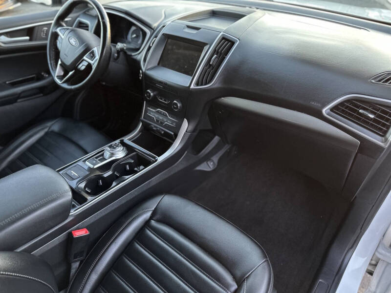 2020 Ford Edge ST Line
